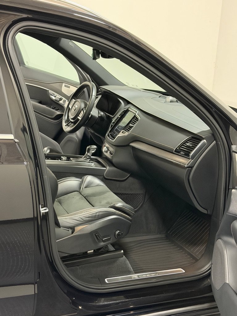 Used 2019 Volvo XC90 T6 R-Design AWD/4WD image 12