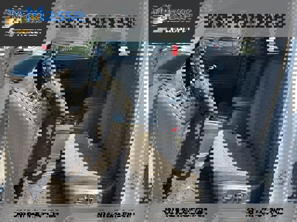 Used 2023 Chevrolet Equinox LT image 16