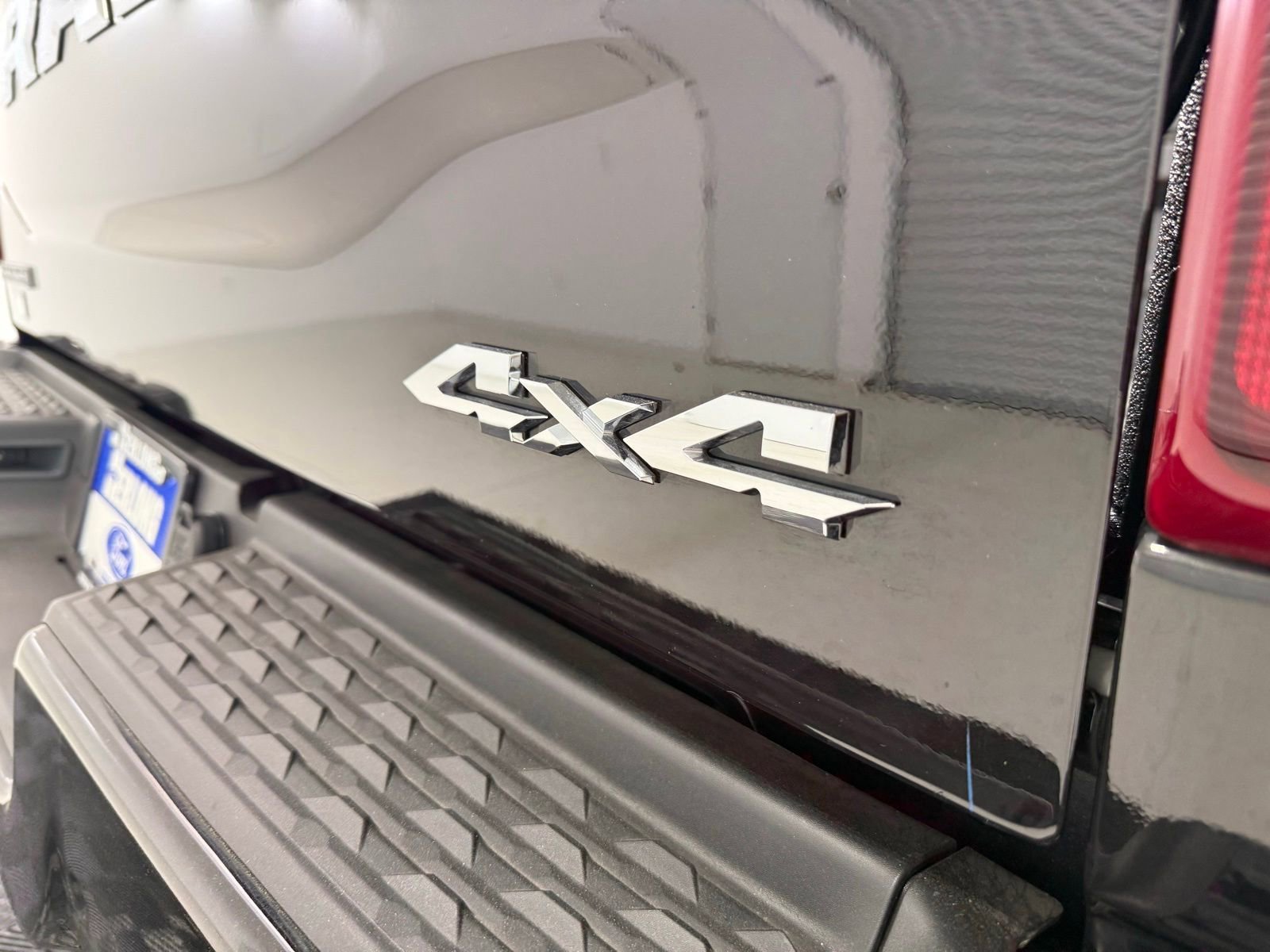 Used 2025 RAM 2500 Laramie image 9