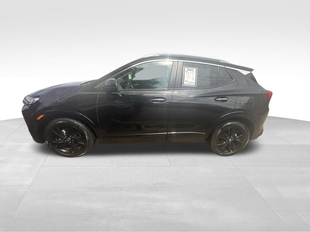 Used 2024 Buick Encore GX Sport Touring FWD image 3