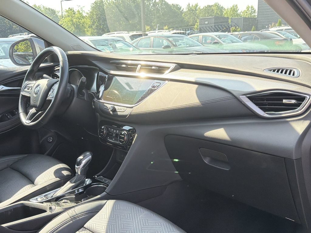 Used 2023 Buick Encore GX Essence w/ Experience Buick Package FWD image 19