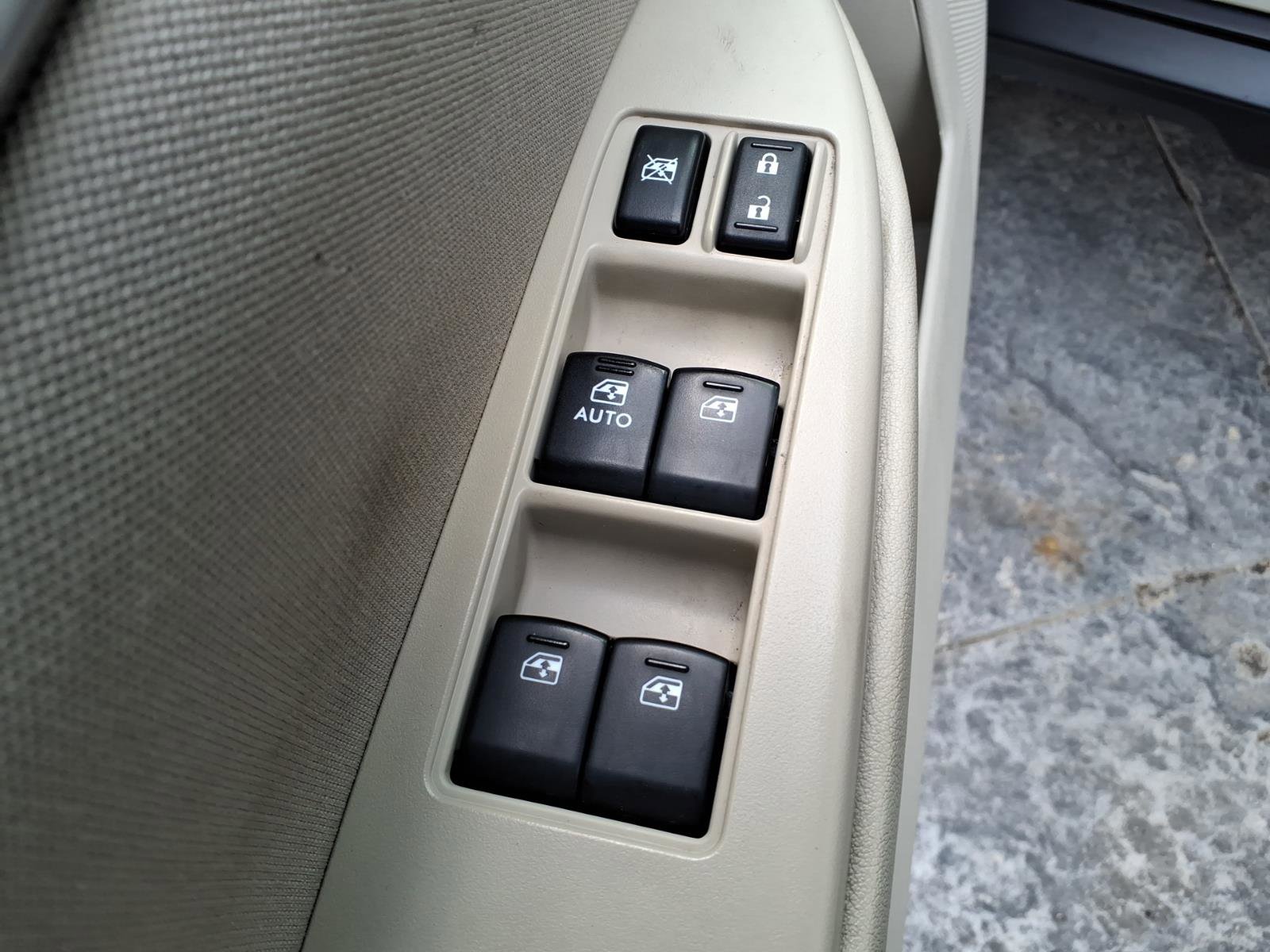 Used 2014 Subaru Outback 2.5i Premium AWD/4WD image 15