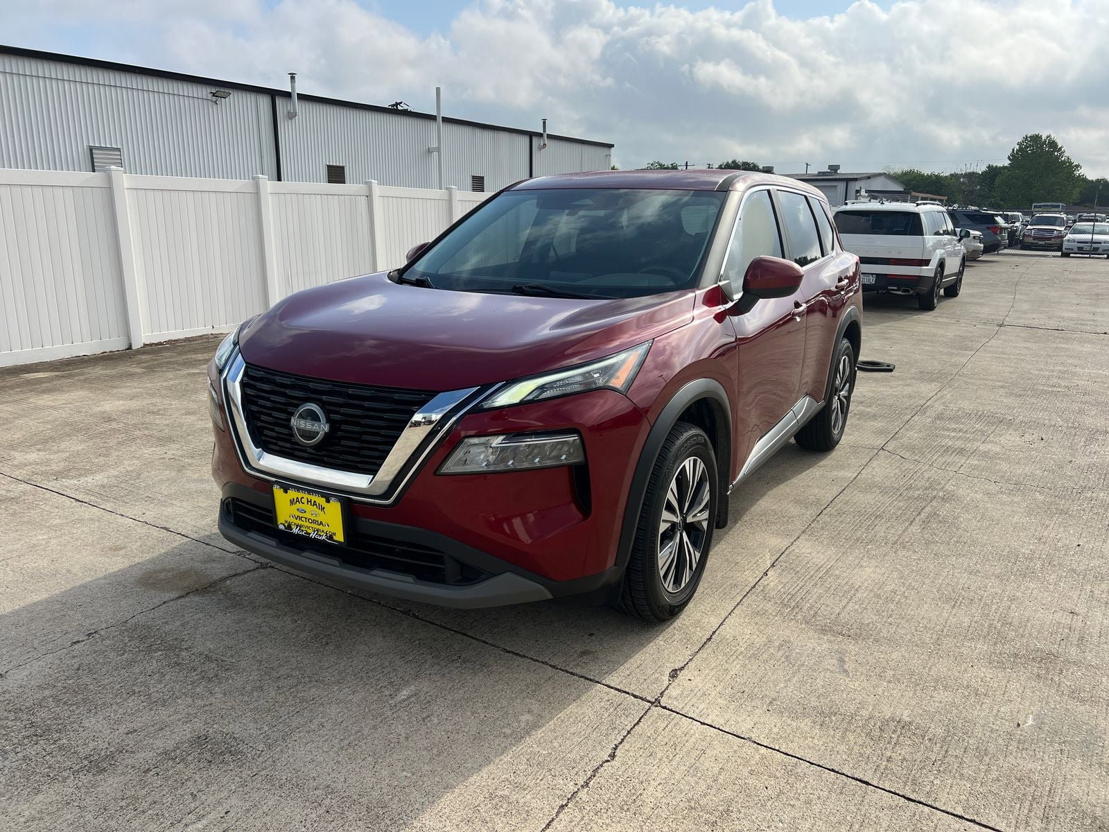Used 2023 Nissan Rogue SV FWD image 7