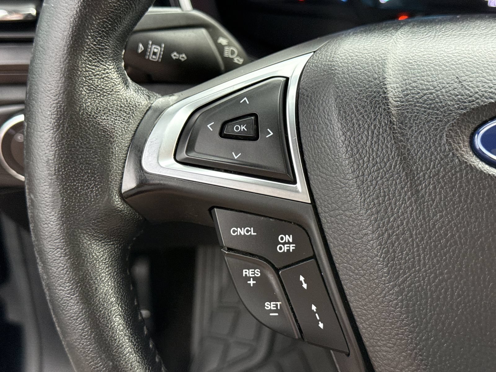 Used 2020 Ford Fusion Energi Titanium FWD image 32