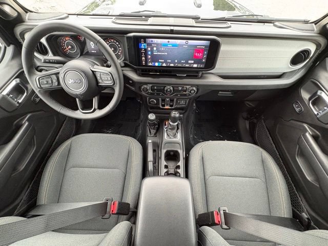 Used 2025 Jeep Wrangler Unlimited Sport AWD/4WD image 10