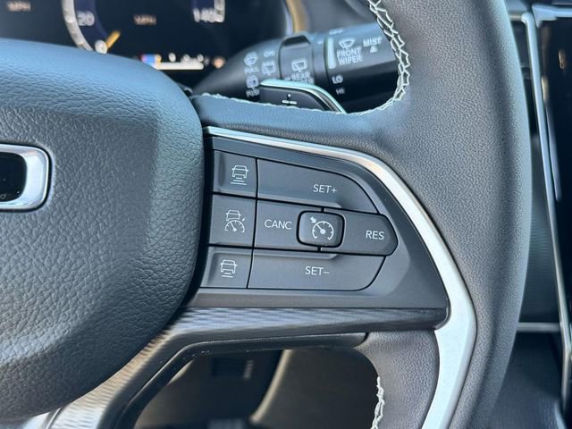 New 2025 Jeep Grand Cherokee L Laredo w/ Luxury Tech Group I image 10