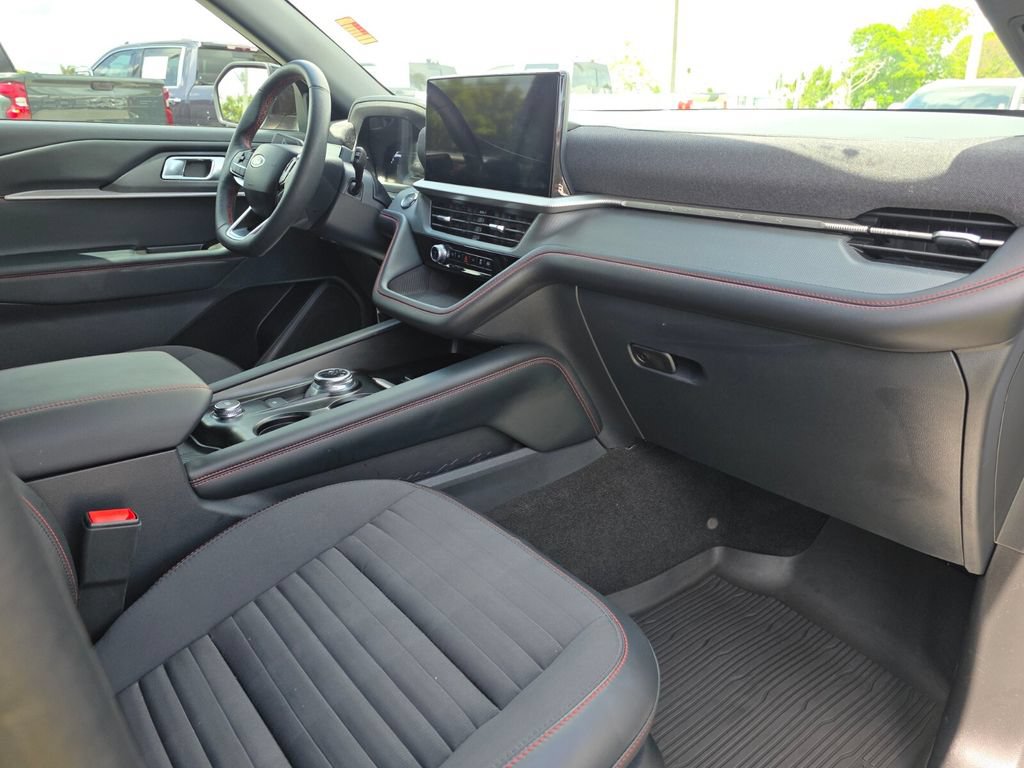 Used 2025 Ford Explorer ST-Line RWD image 14