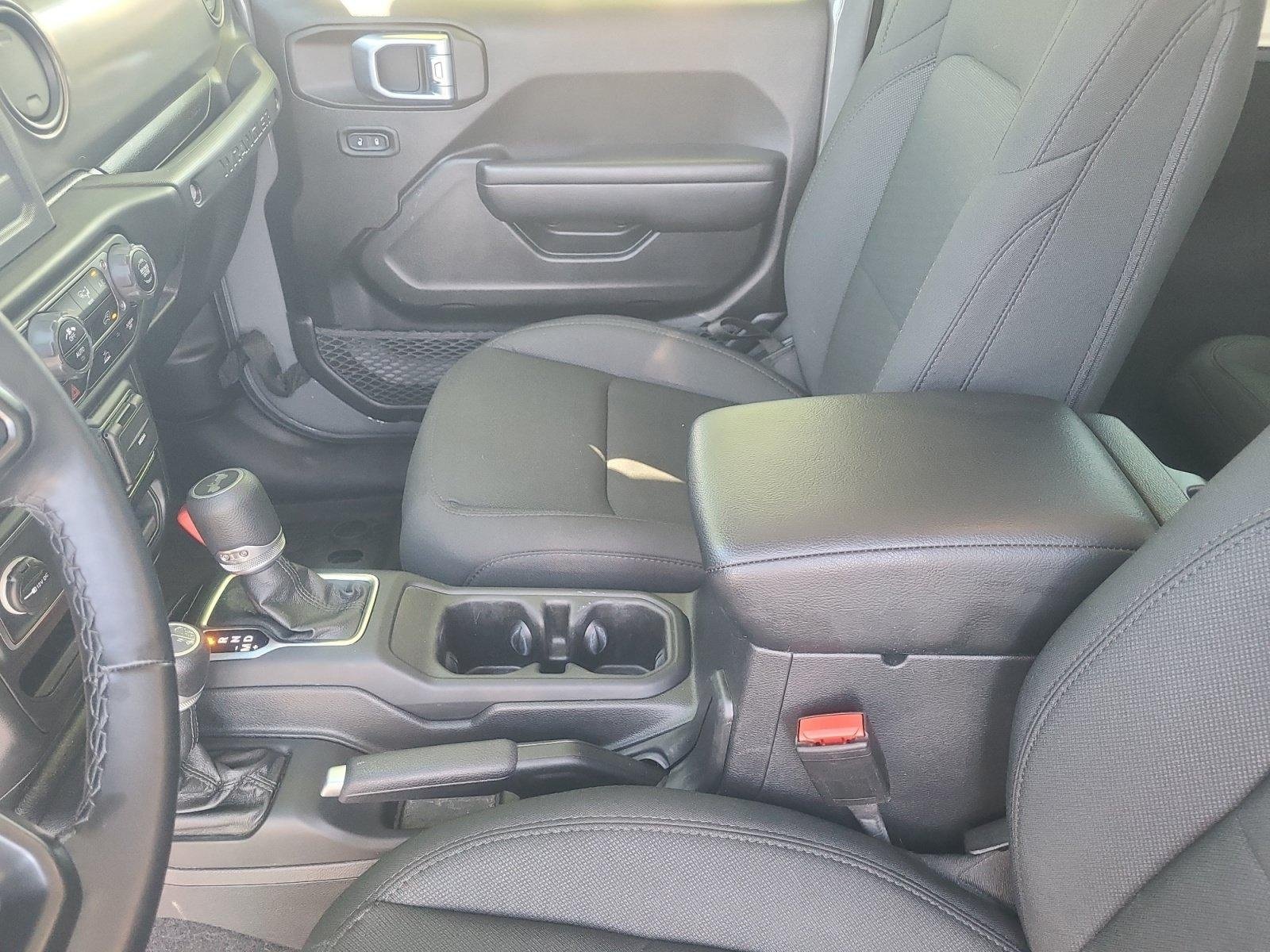 Used 2021 Jeep Wrangler Sport AWD/4WD image 15