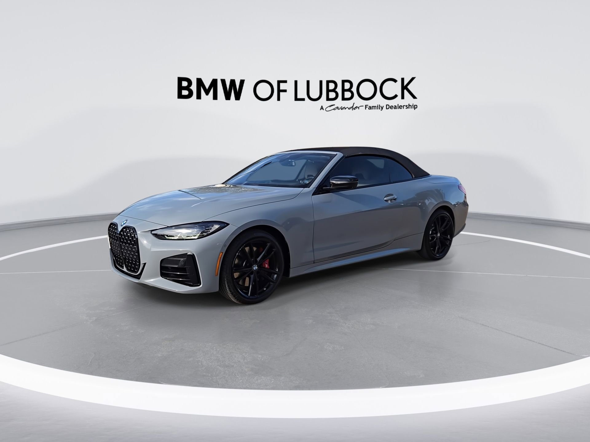 Used 2024 BMW 440i xDrive Convertible w/ Premium Package image 4