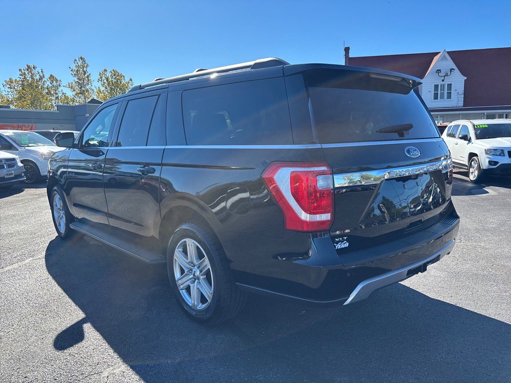 Used 2018 Ford Expedition Max XLT w/ Equipment Group 201A image 5