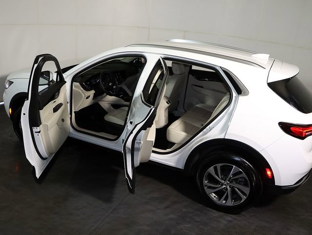 Used 2023 Buick Envision Essence AWD/4WD image 5