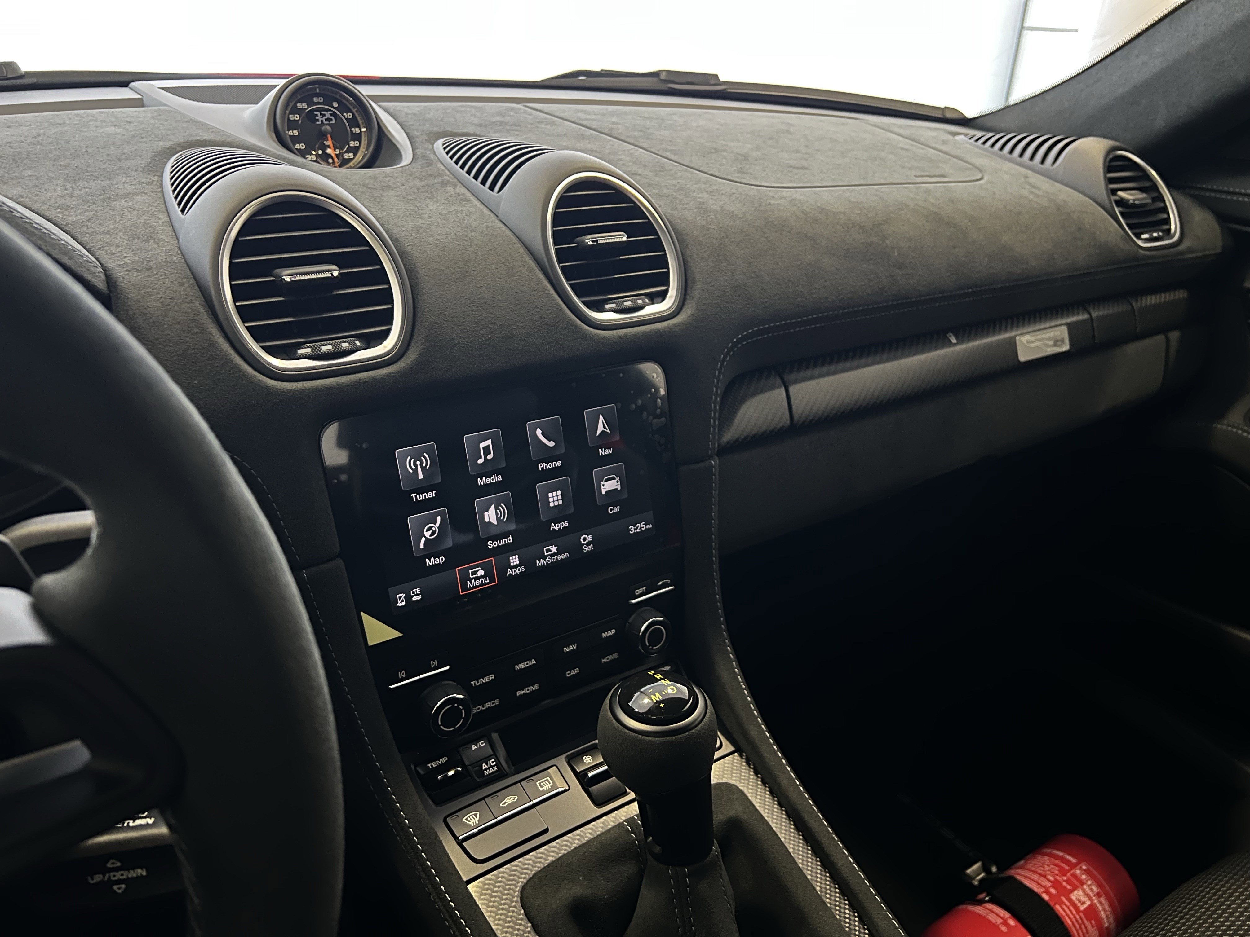 Used 2025 Porsche 718 Cayman GT4 RS image 17