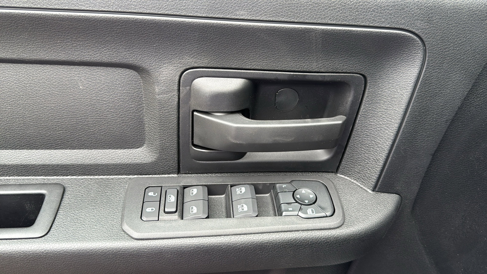 New 2026 RAM 3500 Tradesman image 16