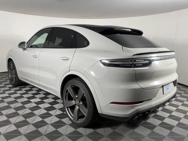 Used 2023 Porsche Cayenne Turbo AWD/4WD image 4