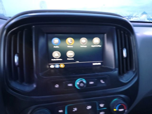 Used 2022 Chevrolet Colorado W/T AWD/4WD image 12