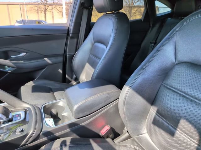 Used 2022 Jaguar E-PACE SE image 28