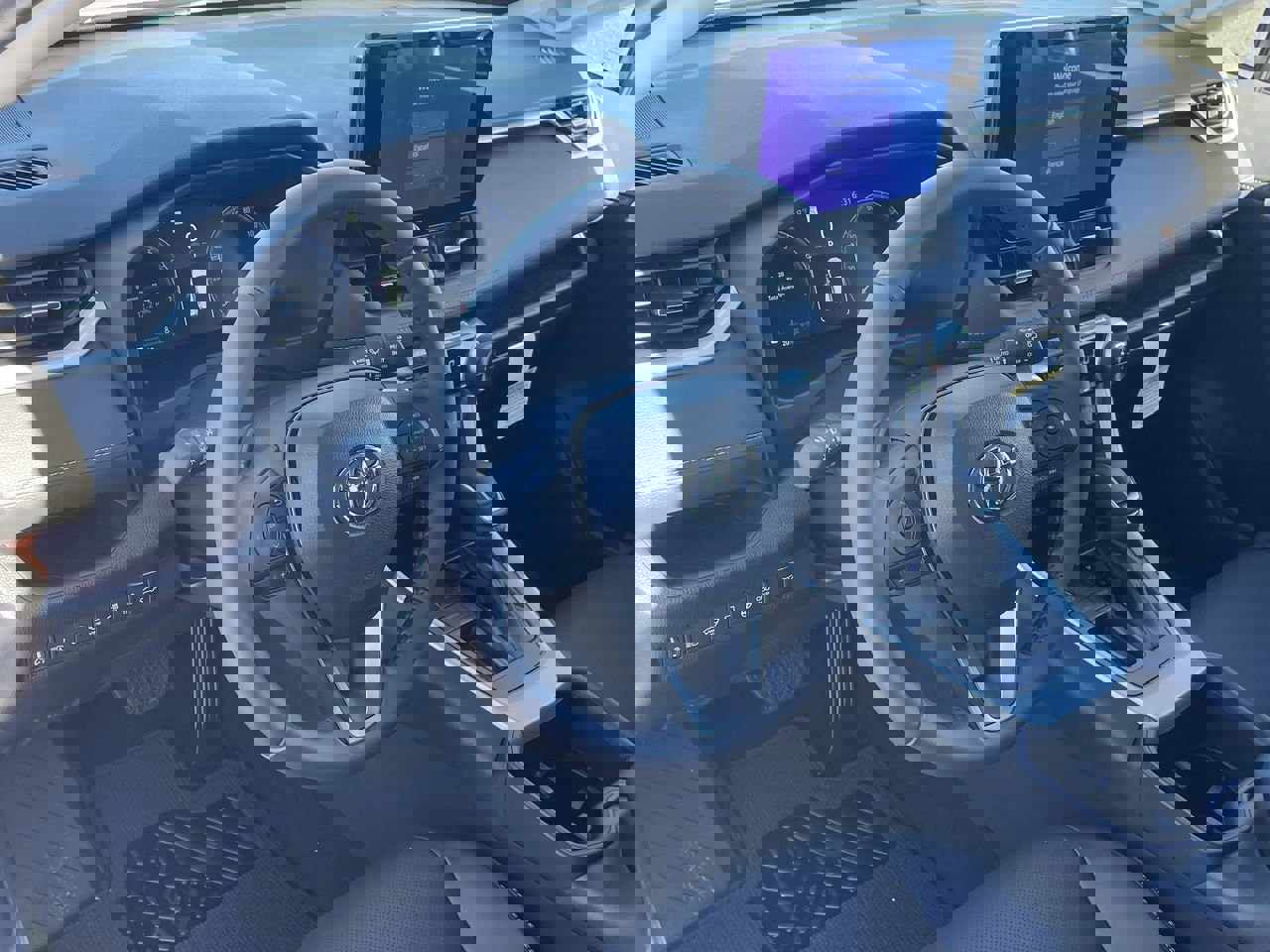 New 2025 Toyota RAV4 Limited image 11