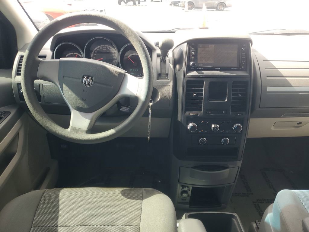 Used 2008 Dodge Grand Caravan SE w/ Entertainment Group 1 image 9