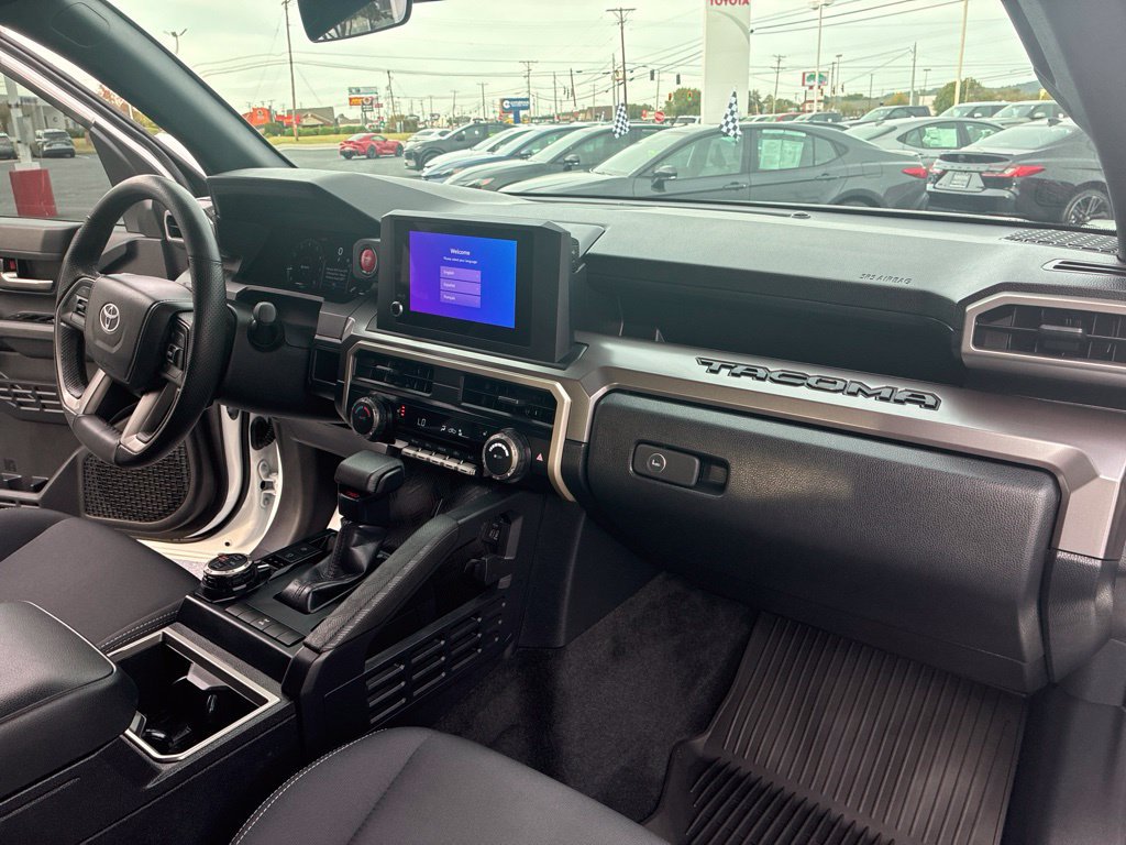 Used 2024 Toyota Tacoma TRD Off-Road AWD/4WD image 22