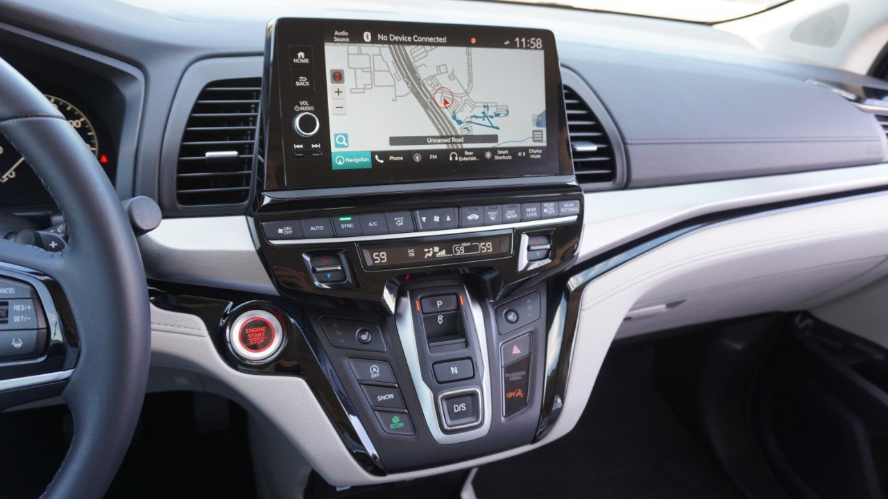 Used 2025 Honda Odyssey Touring image 16