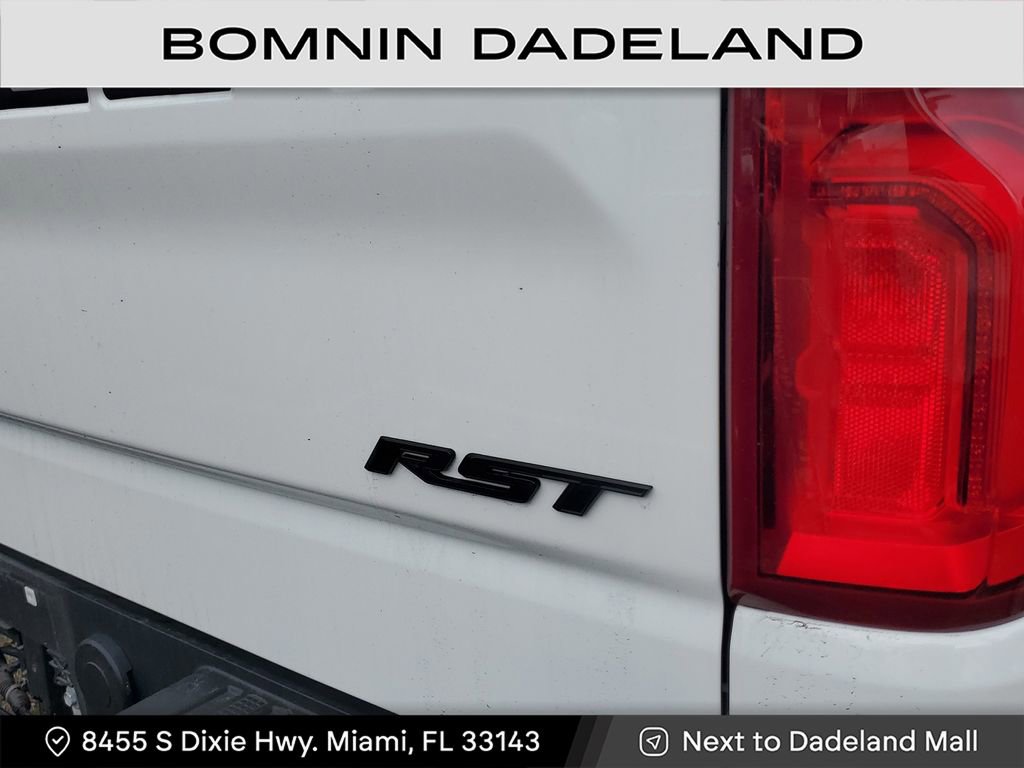 Used 2023 Chevrolet Silverado 1500 RST w/ Redline Edition image 8