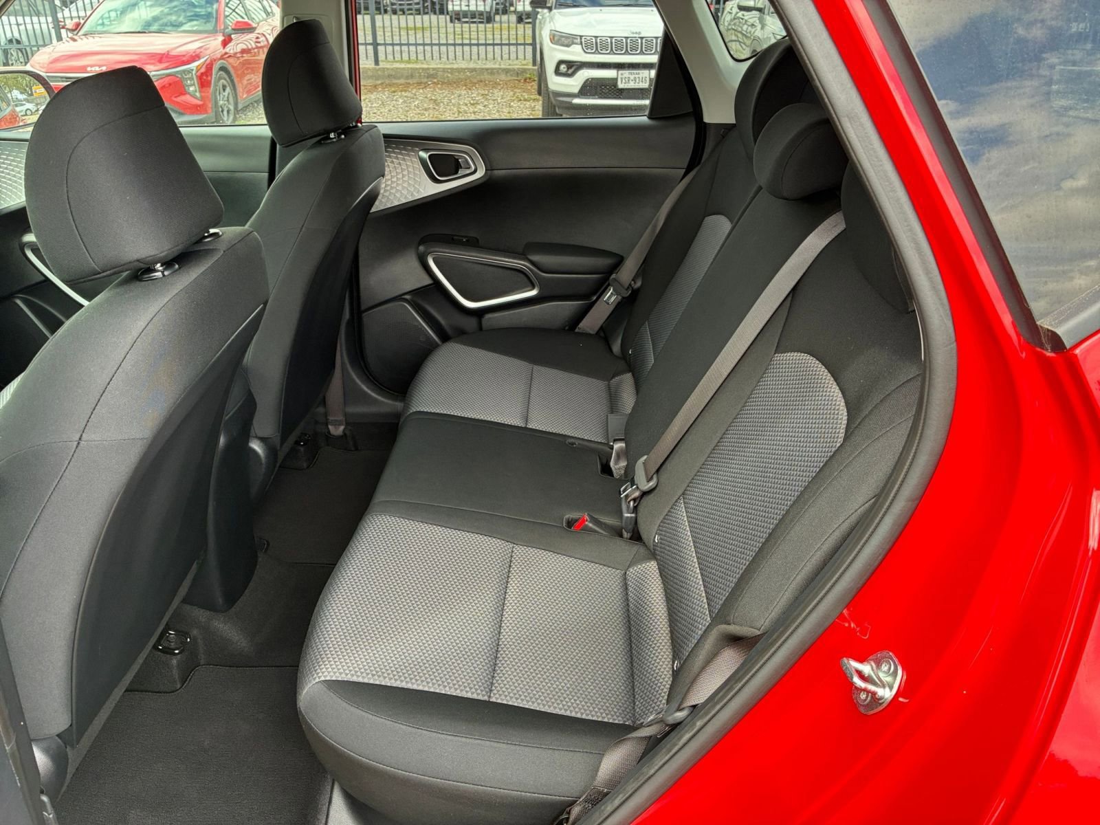 Used 2025 Kia Soul LX w/ LX Technology Package image 19