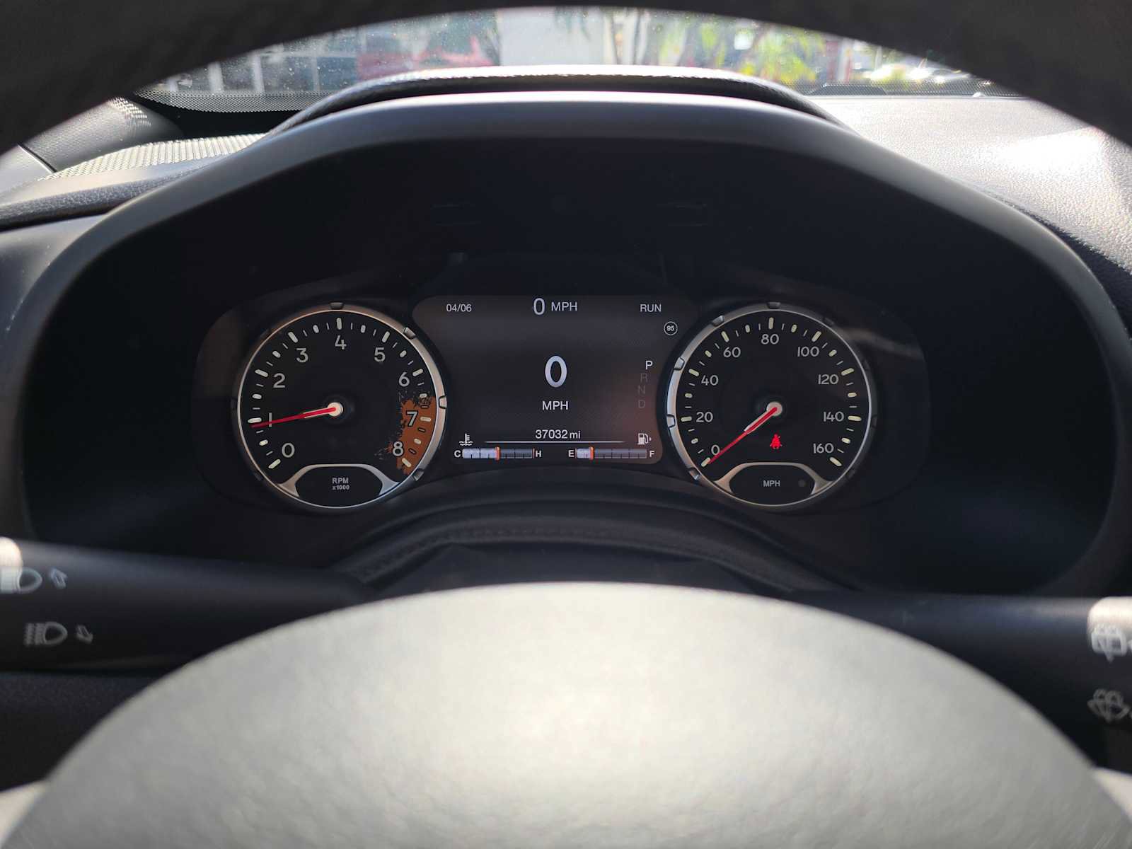 Used 2018 Jeep Renegade Latitude w/ UConnect 8.4 Nav Group image 24