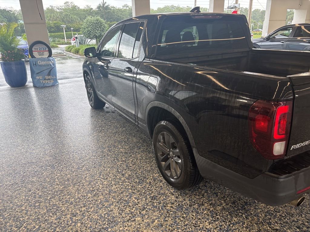 Used 2021 Honda Ridgeline Sport image 4