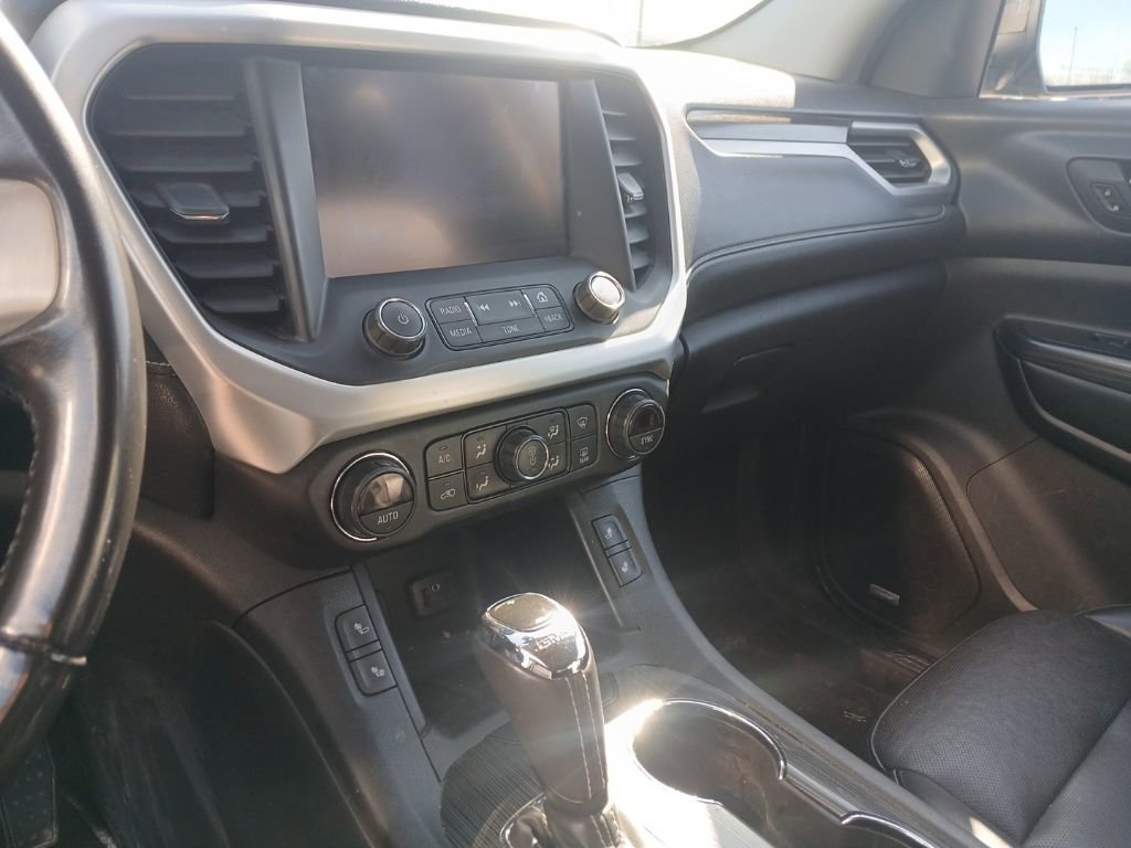 Used 2018 GMC Acadia SLT image 21