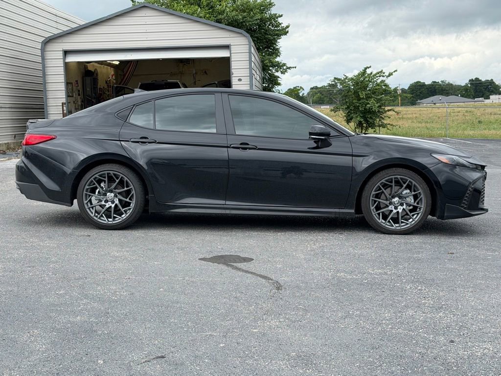 Used 2026 Toyota Camry SE w/ Convenience Package FWD image 4