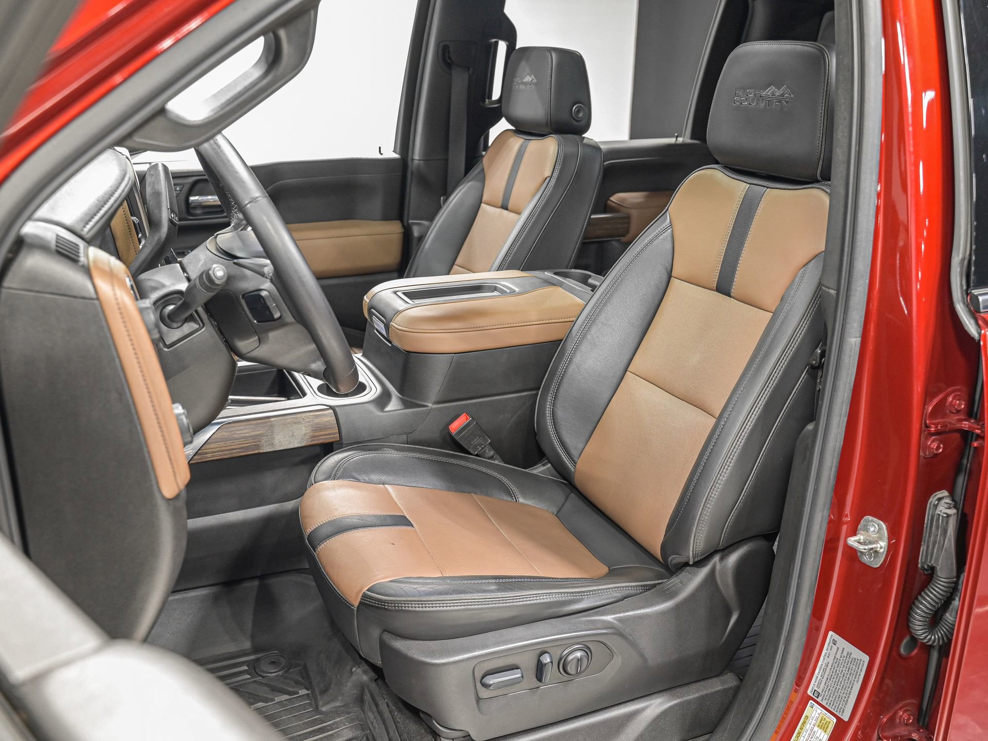 Used 2022 Chevrolet Silverado 2500 High Country w/ Safety Package II image 15