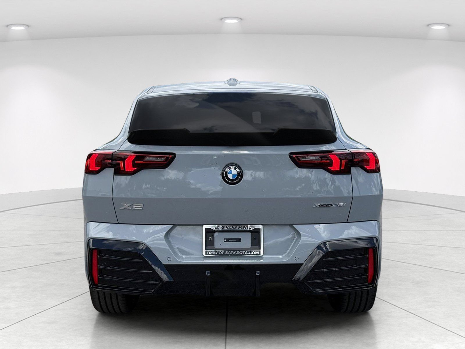 New 2026 BMW X2 xDrive28i w/ Technology Package AWD/4WD image 4