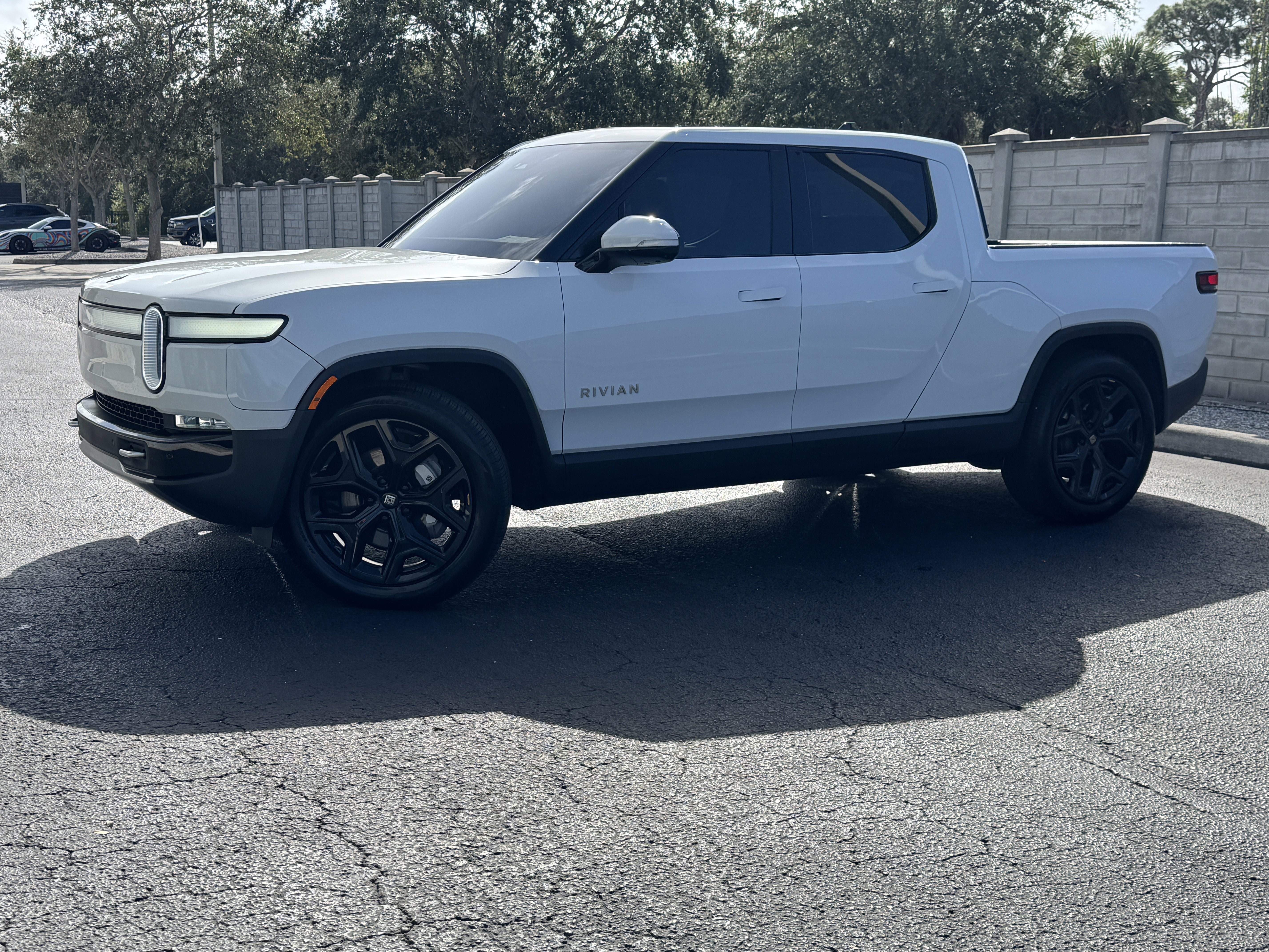 Used 2023 Rivian R1T Adventure