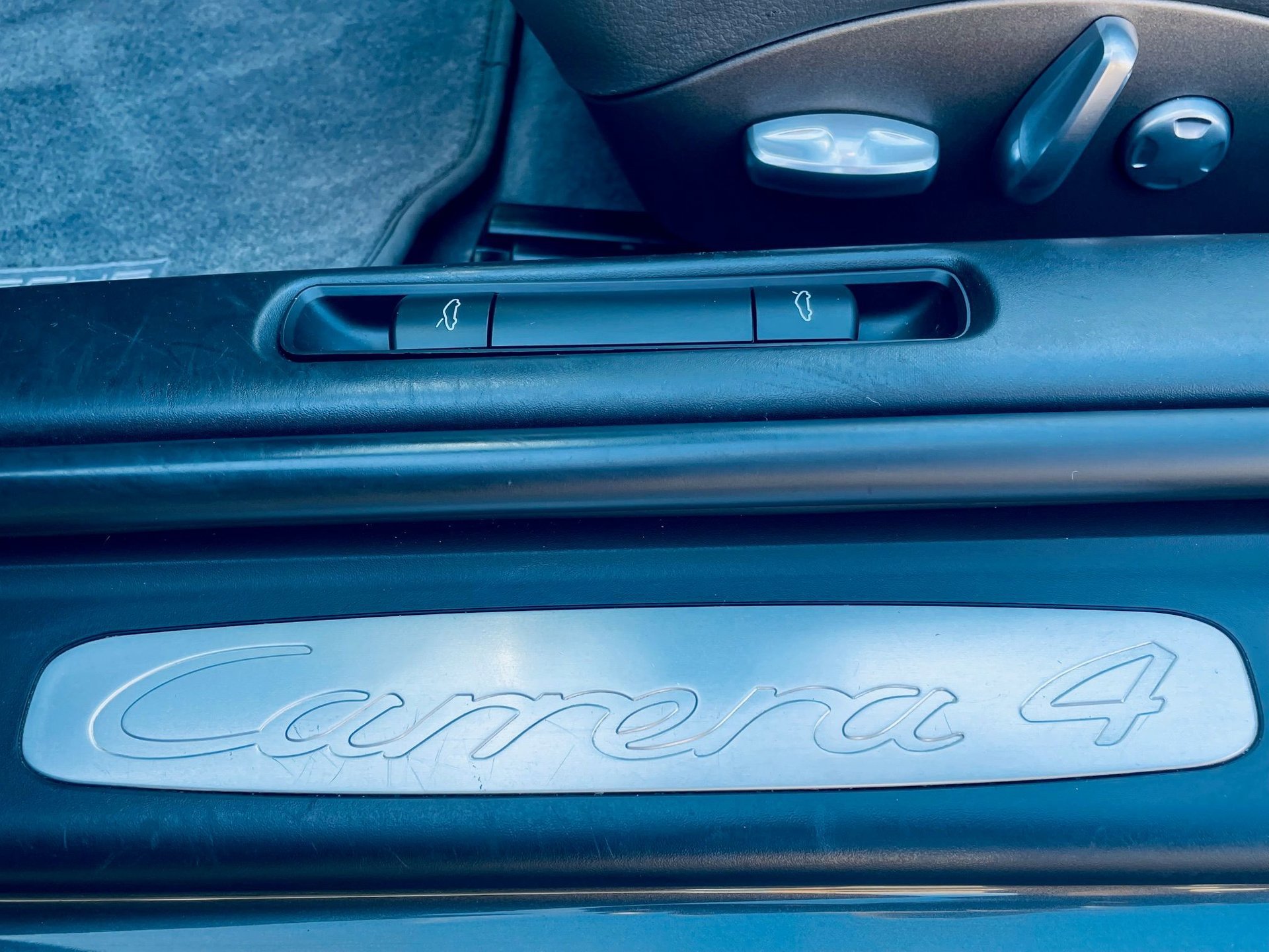 Used 2006 Porsche 911 Carrera 4 image 45