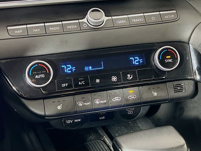 Used 2025 Hyundai Elantra SEL FWD image 20