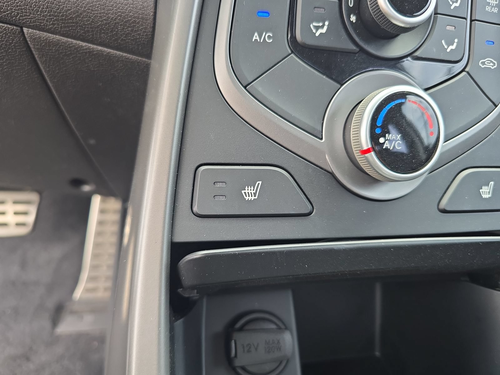 Used 2016 Hyundai Elantra Sport FWD image 19