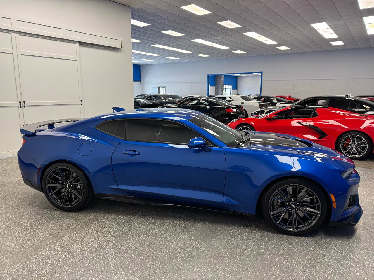 Used 2017 Chevrolet Camaro ZL1 RWD image 7