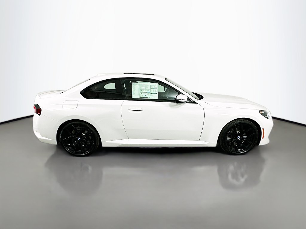 Used 2026 BMW 230i Coupe w/ M Sport Package RWD image 4