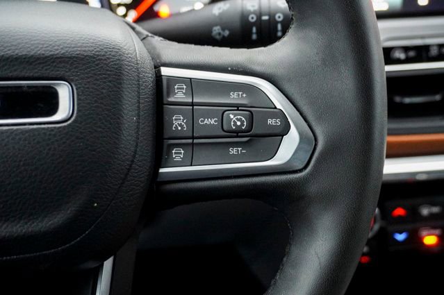 Used 2023 Jeep Compass Limited image 20