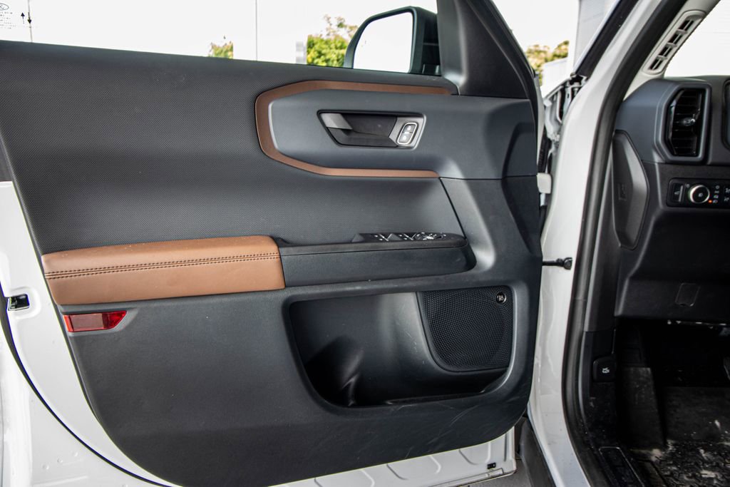 Used 2021 Ford Bronco Sport Outer Banks w/ Outer Banks Package (96D) AWD/4WD image 20