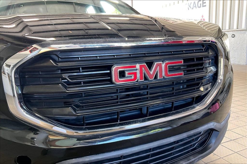 Used 2018 GMC Terrain SLE FWD image 25
