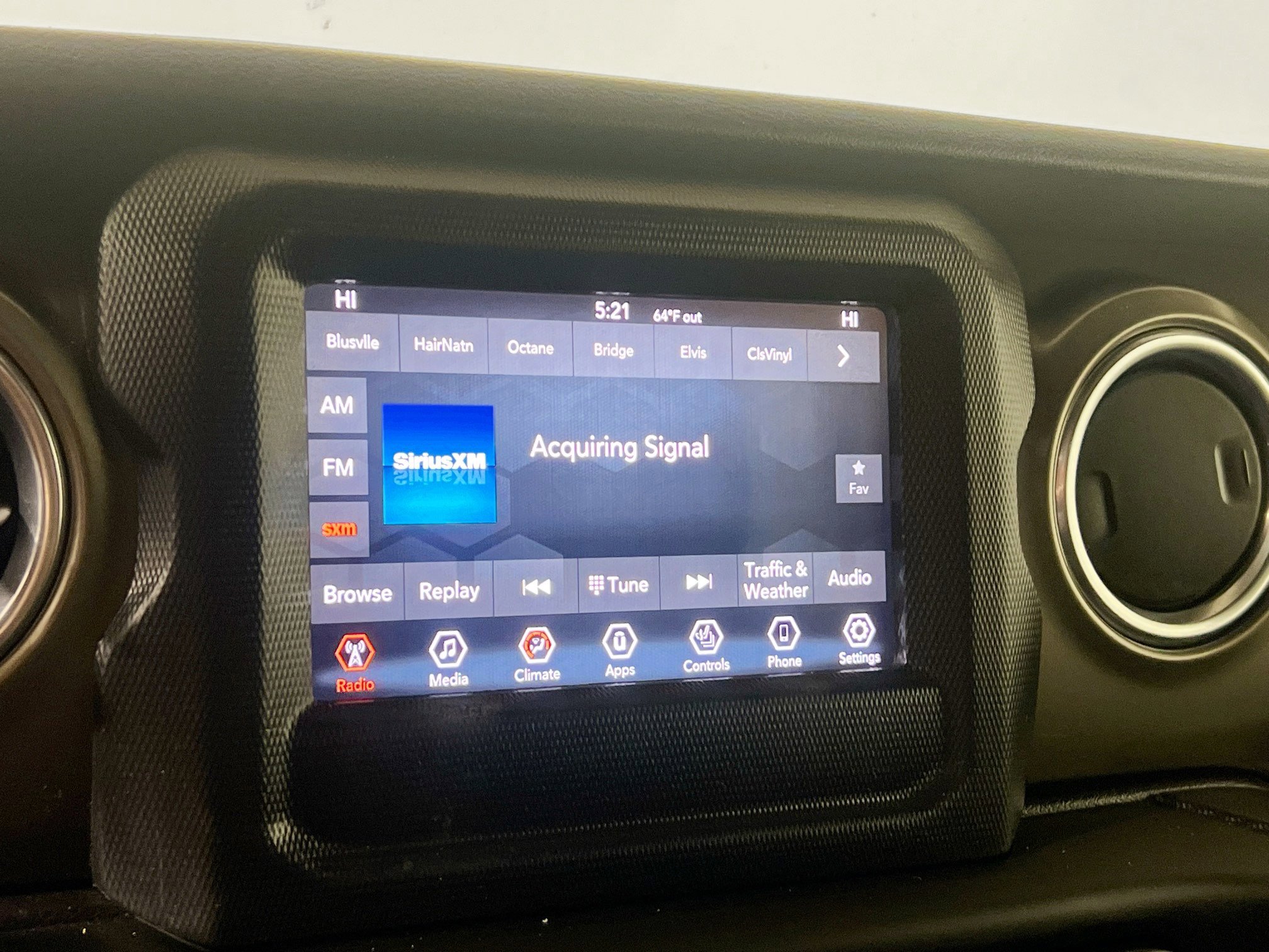 Used 2018 Jeep Wrangler Unlimited Rubicon w/ LED Lighting Group image 26