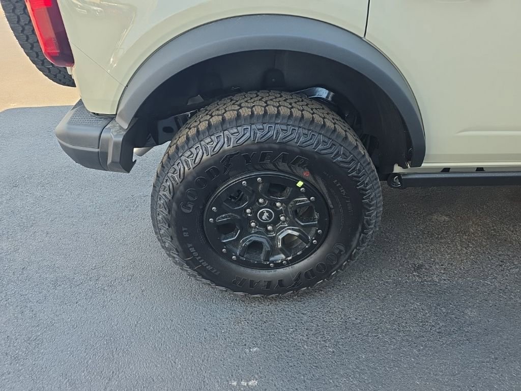 New 2026 Ford Bronco Big Bend w/ Black Diamond Package image 7