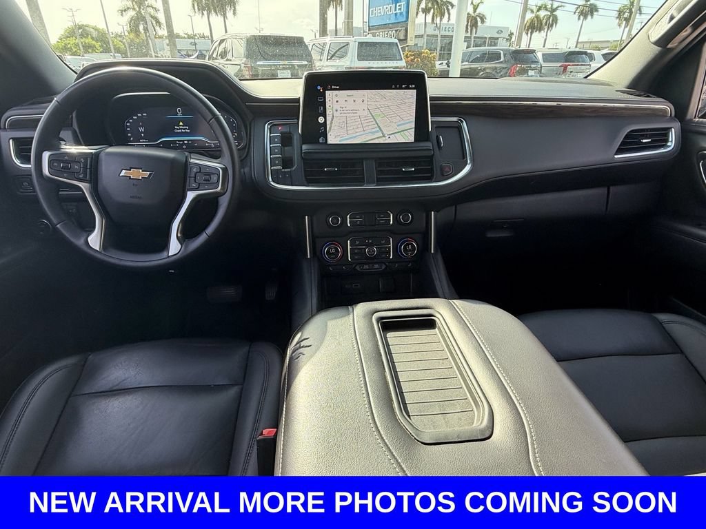 Used 2022 Chevrolet Tahoe LT w/ Luxury Package RWD image 15