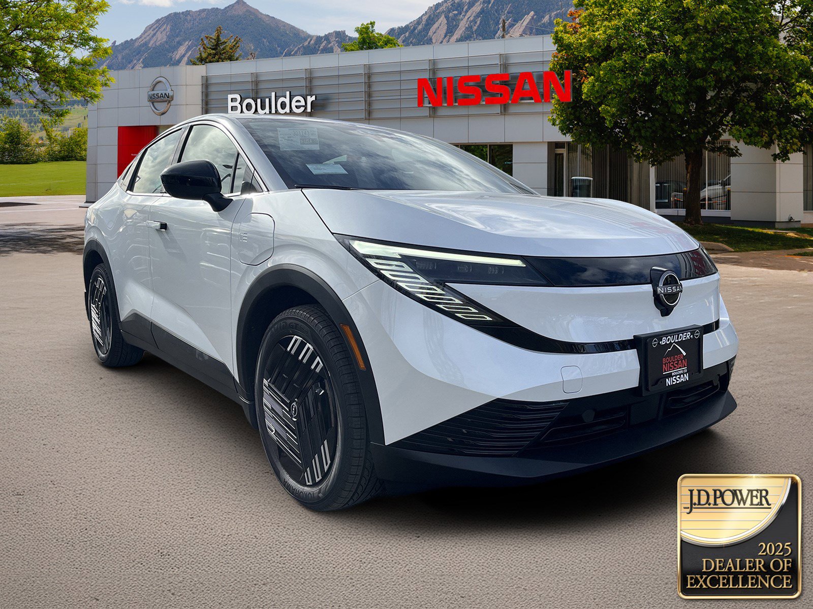 New 2026 Nissan Leaf SV+ w/ Floor Mat Package (SV+)