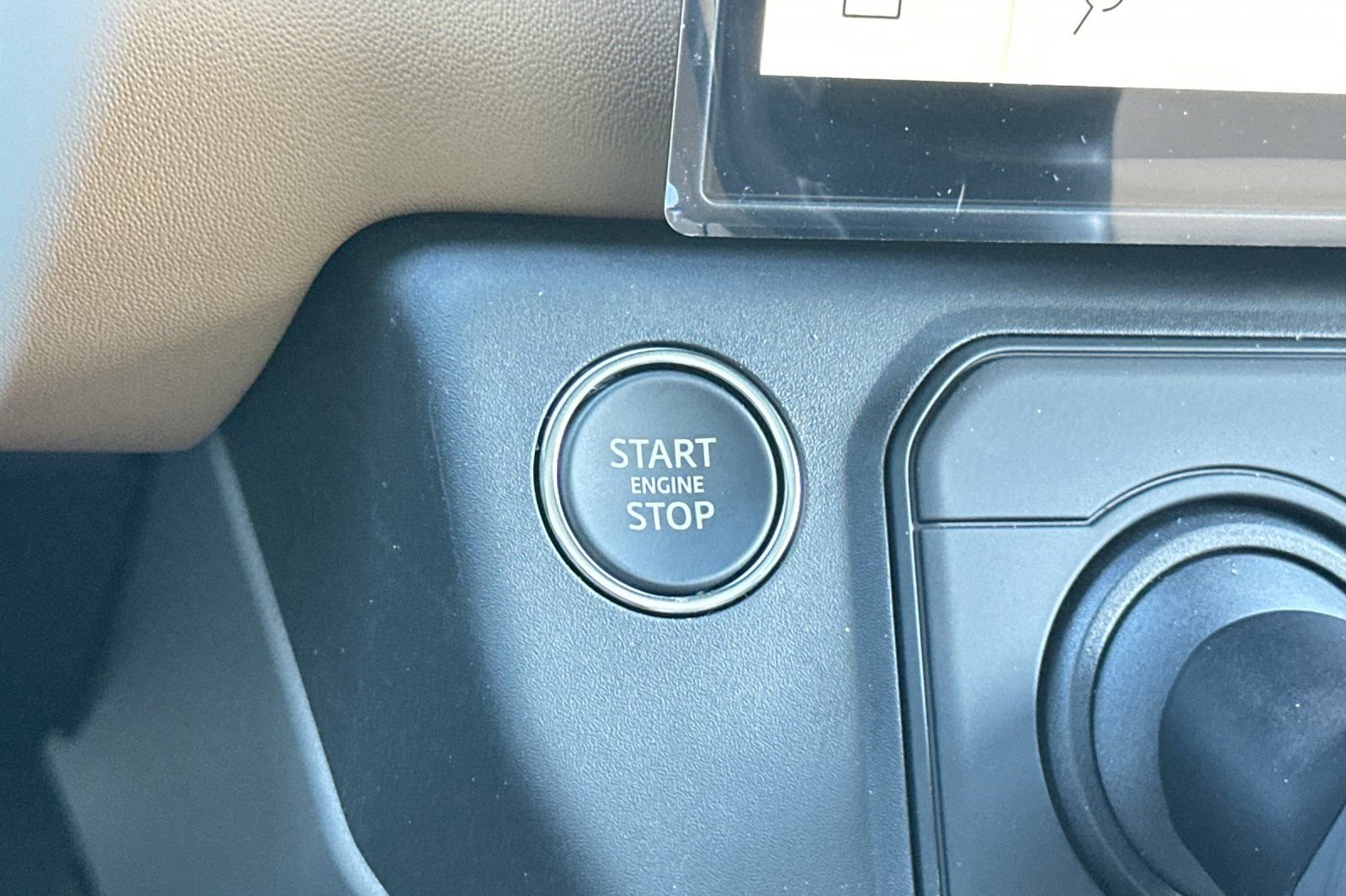 New 2026 Land Rover Defender 130 V8 image 27