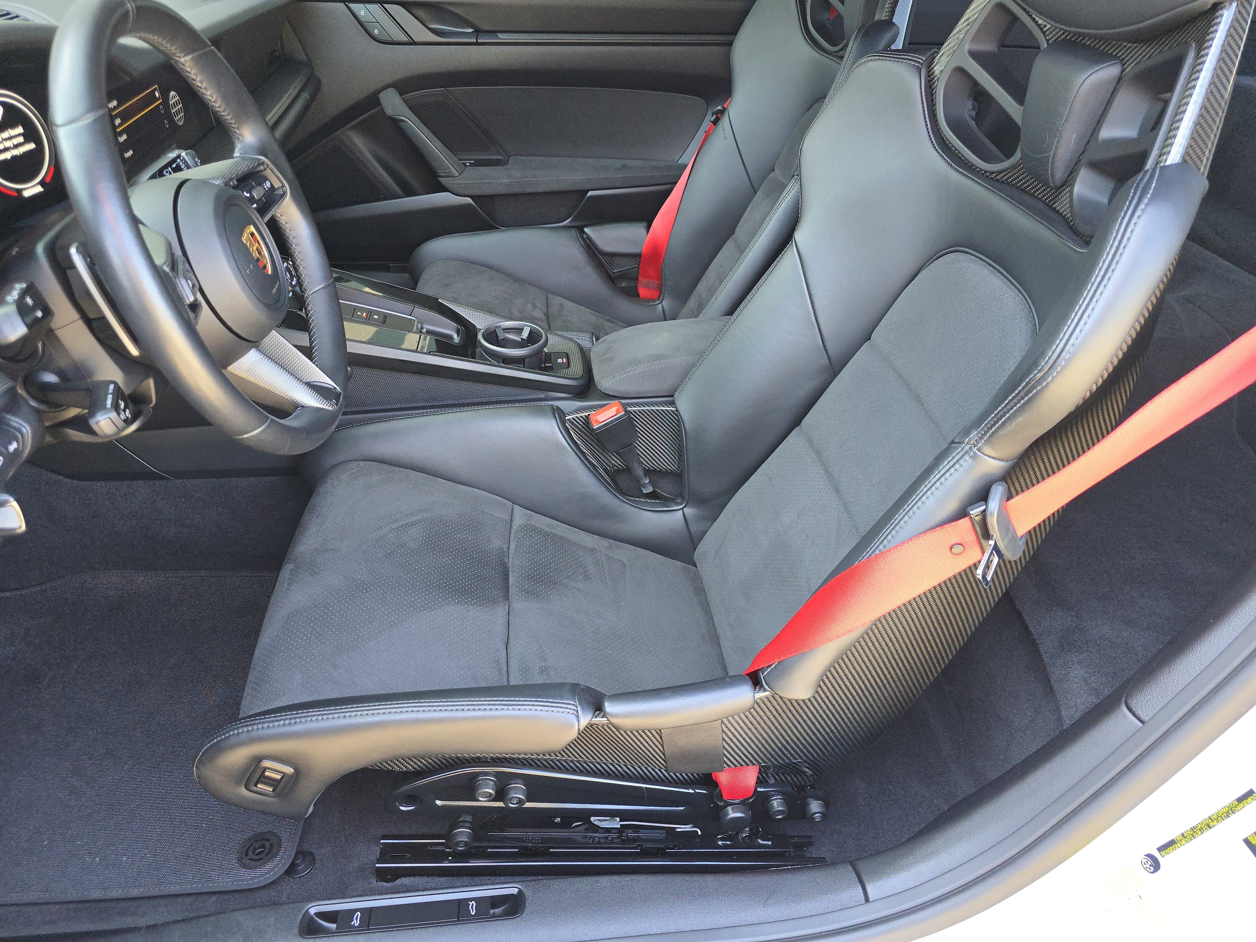 Certified 2023 Porsche 911 Carrera GTS image 5