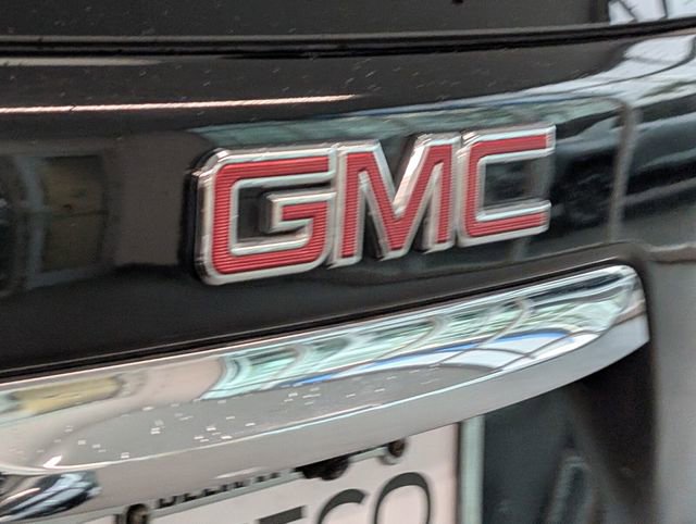 Used 2018 GMC Terrain Denali w/ Advanced Safety Package image 10