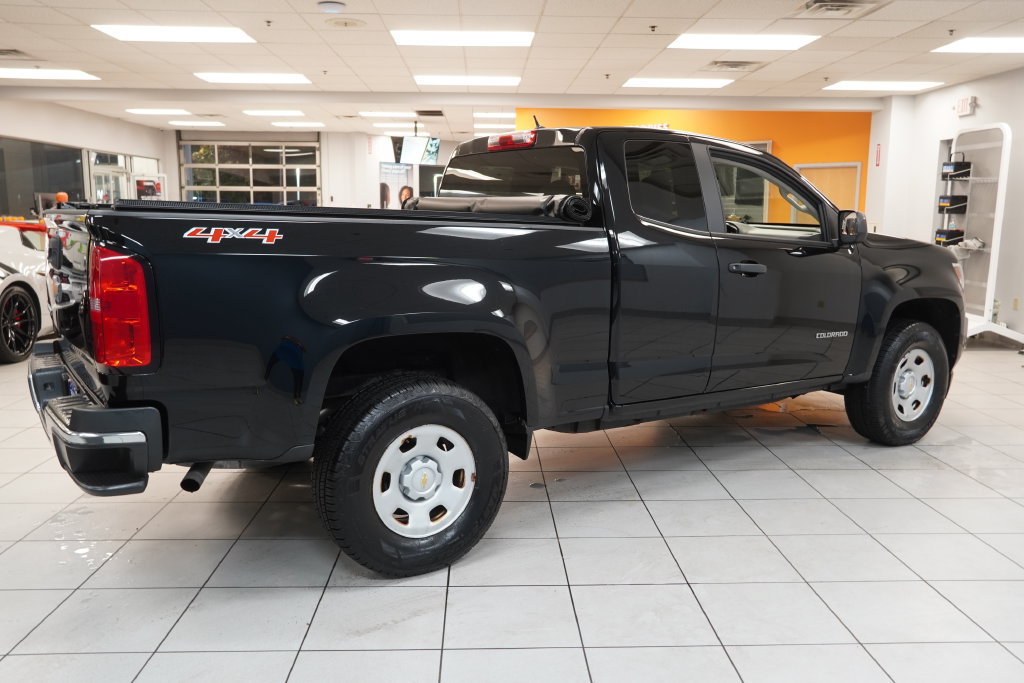 Used 2019 Chevrolet Colorado W/T AWD/4WD image 11