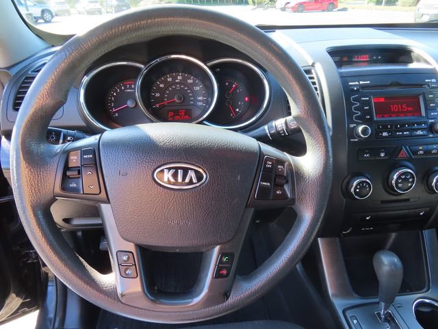 Used 2012 Kia Sorento LX w/ Convenience Pkg image 18